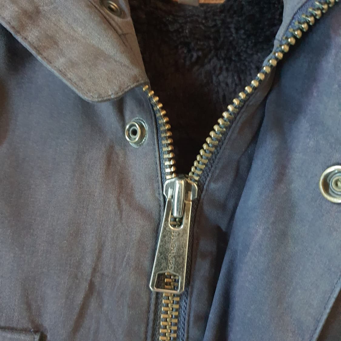 칼하트 멘토 자켓 상품이미지3