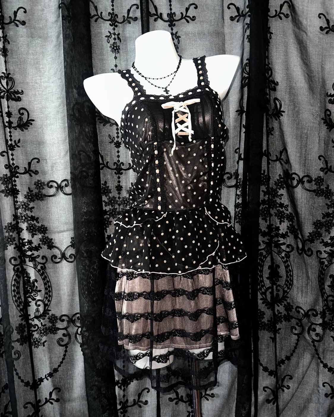 dot-laced dress 상품이미지1