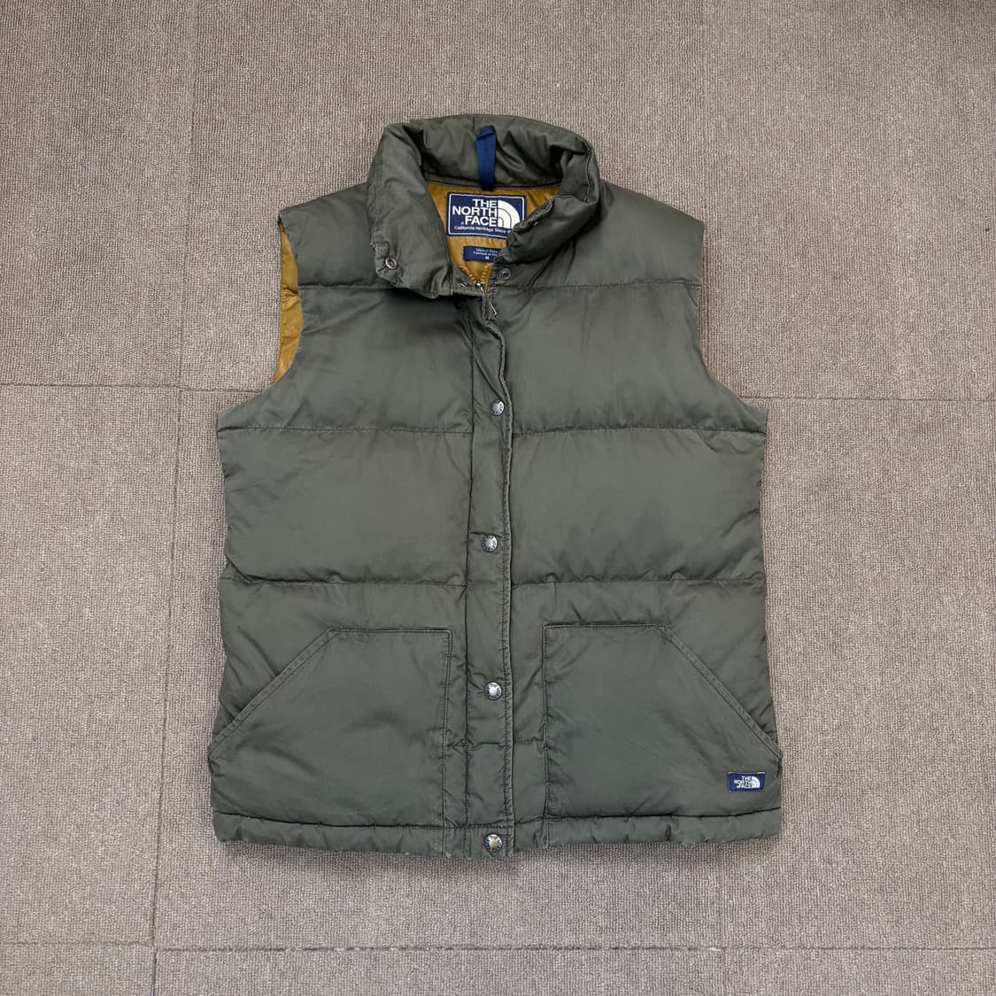 노스페이스 우먼스 다운 패딩 베스트  상품이미지1