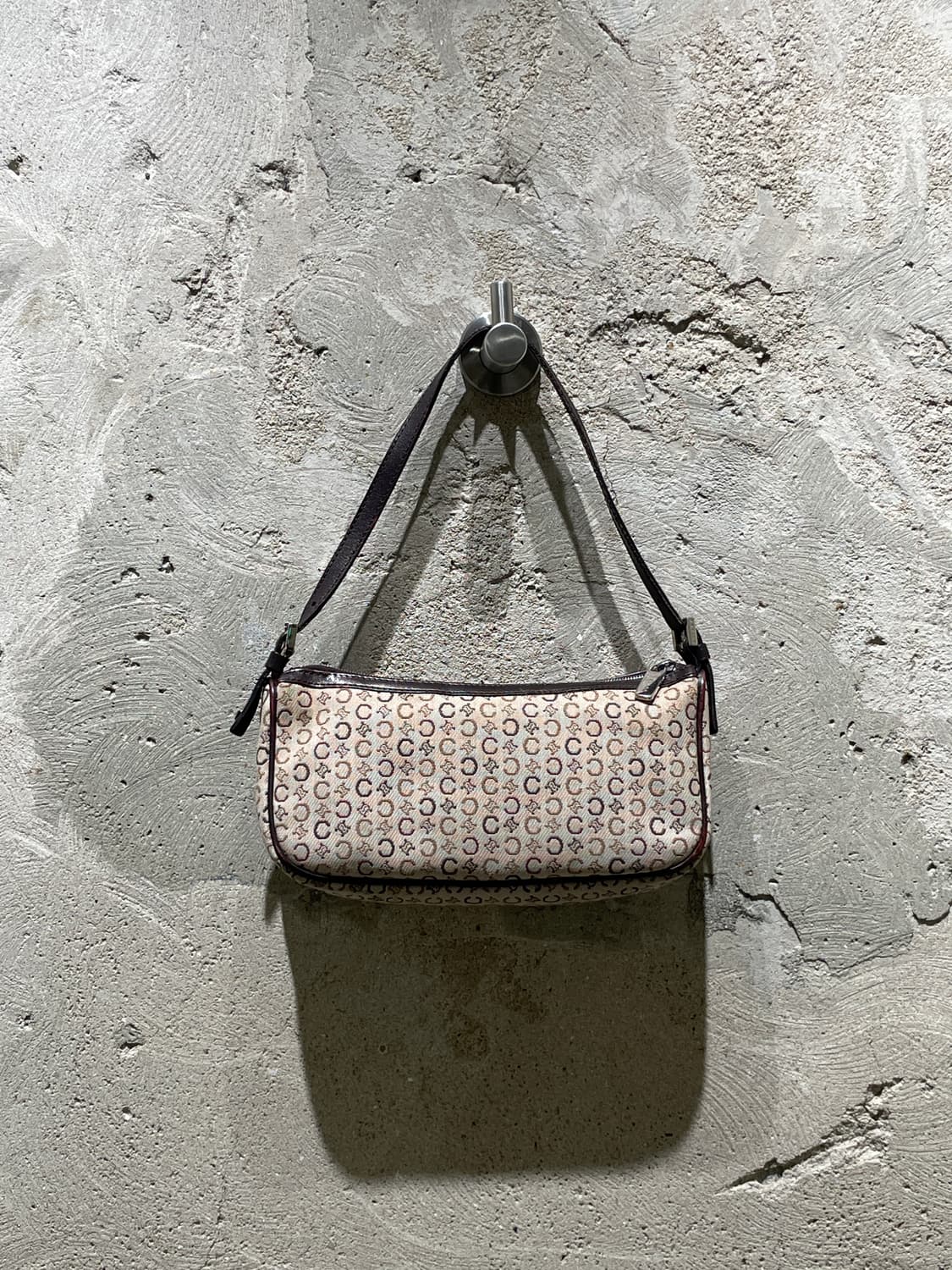 올드 셀린느 라이트 베이지 마카담 미니 숄더백 상품이미지4