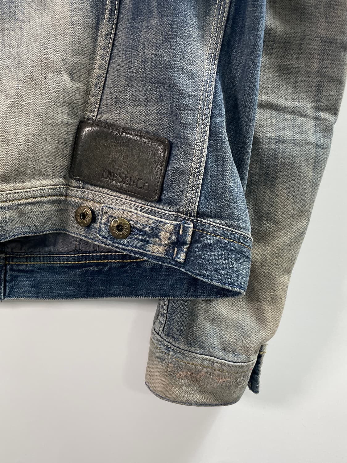 디젤 디스트로이드 워싱 청자켓 (on.193) 상품이미지7