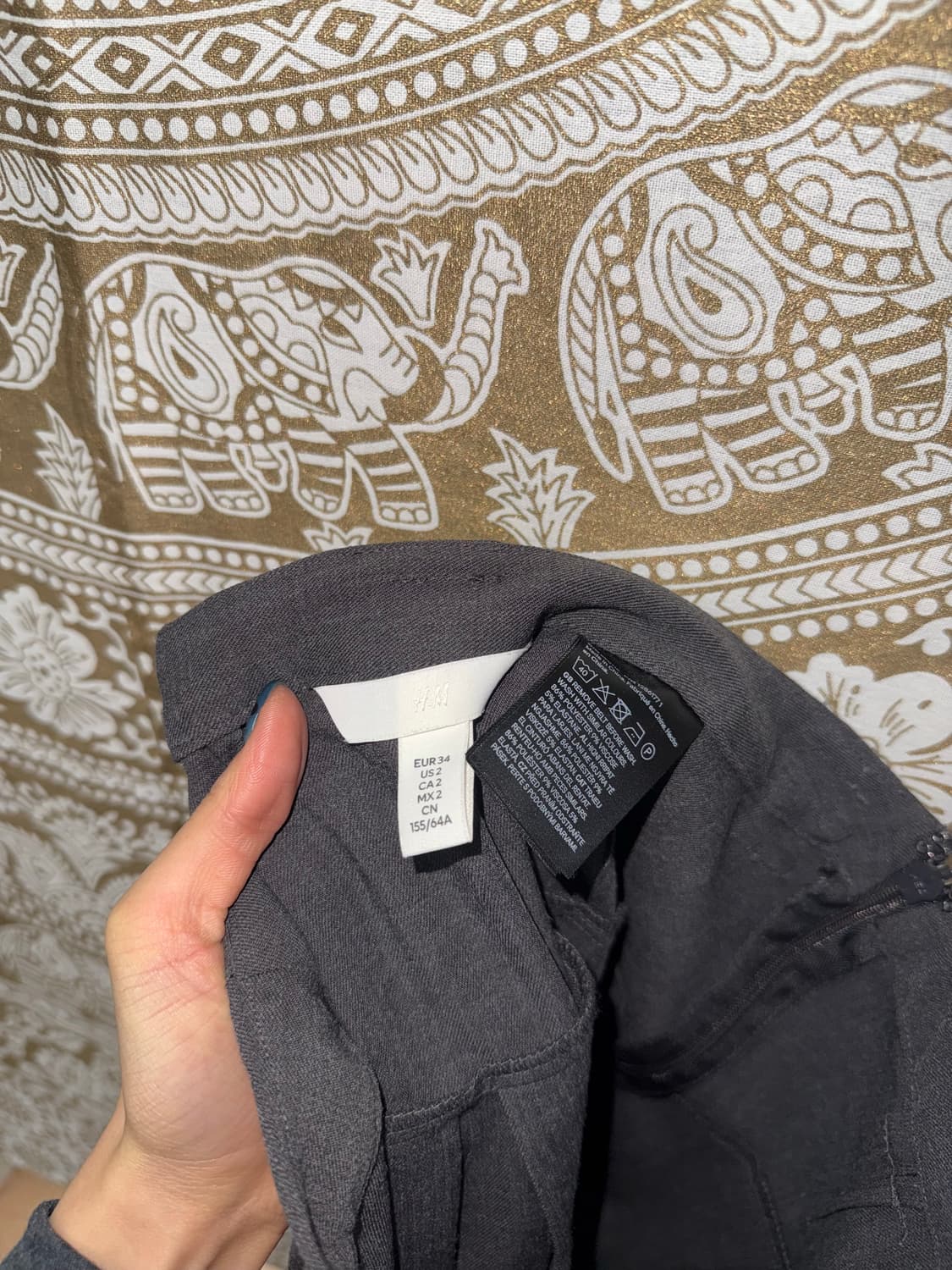 H&M 흐앤므 여성 차콜 테니스 미디스커트  상품이미지6