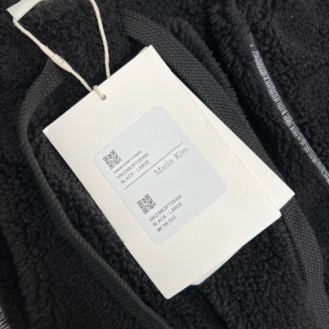 마뗑킴 오버사이즈 플리스 루즈 핏 팬츠 블랙 상품이미지6