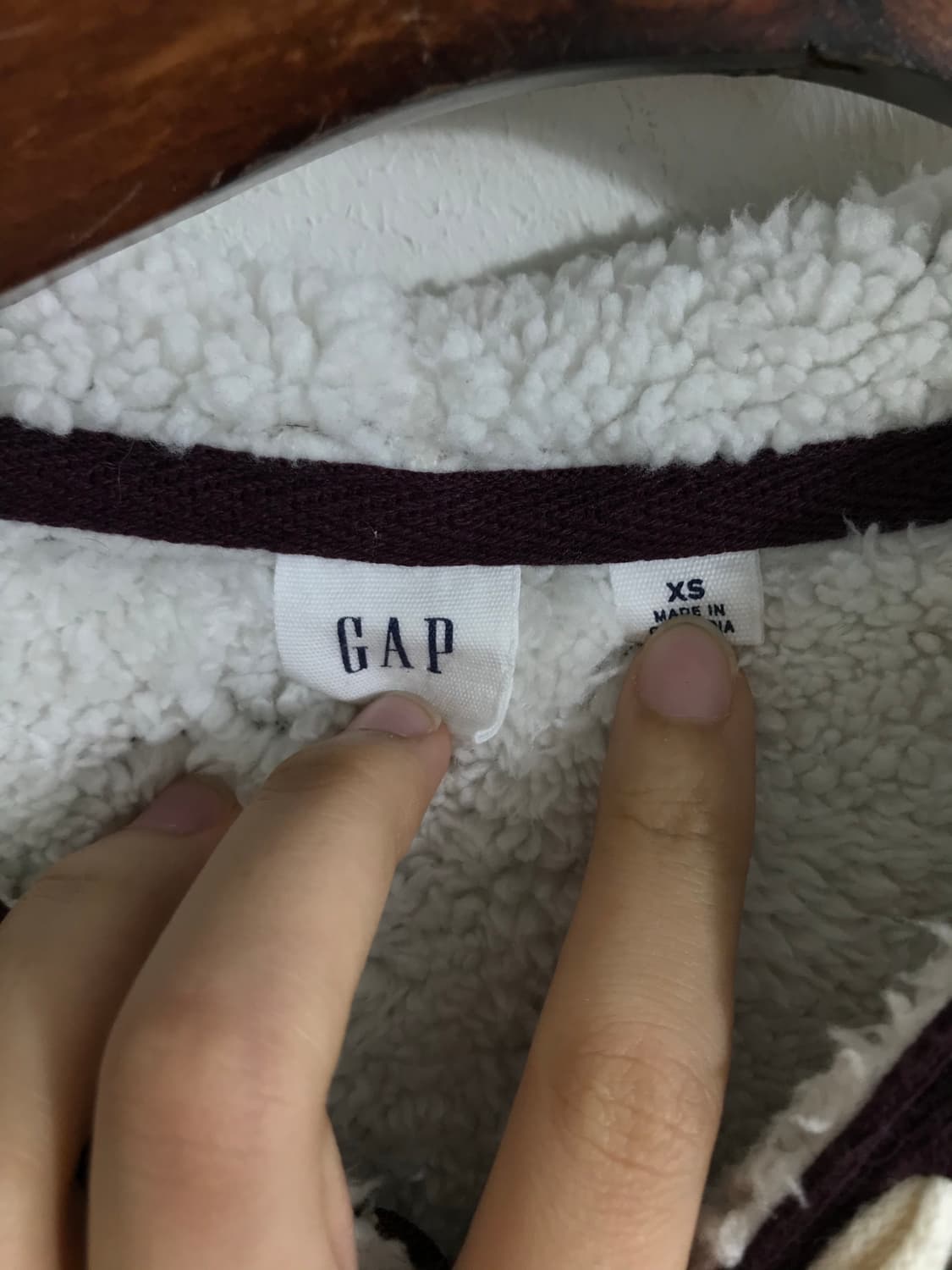 (세트 할인 가능) GAP 딥 퍼플 퍼 핑크 자수 후드집업 상품이미지7