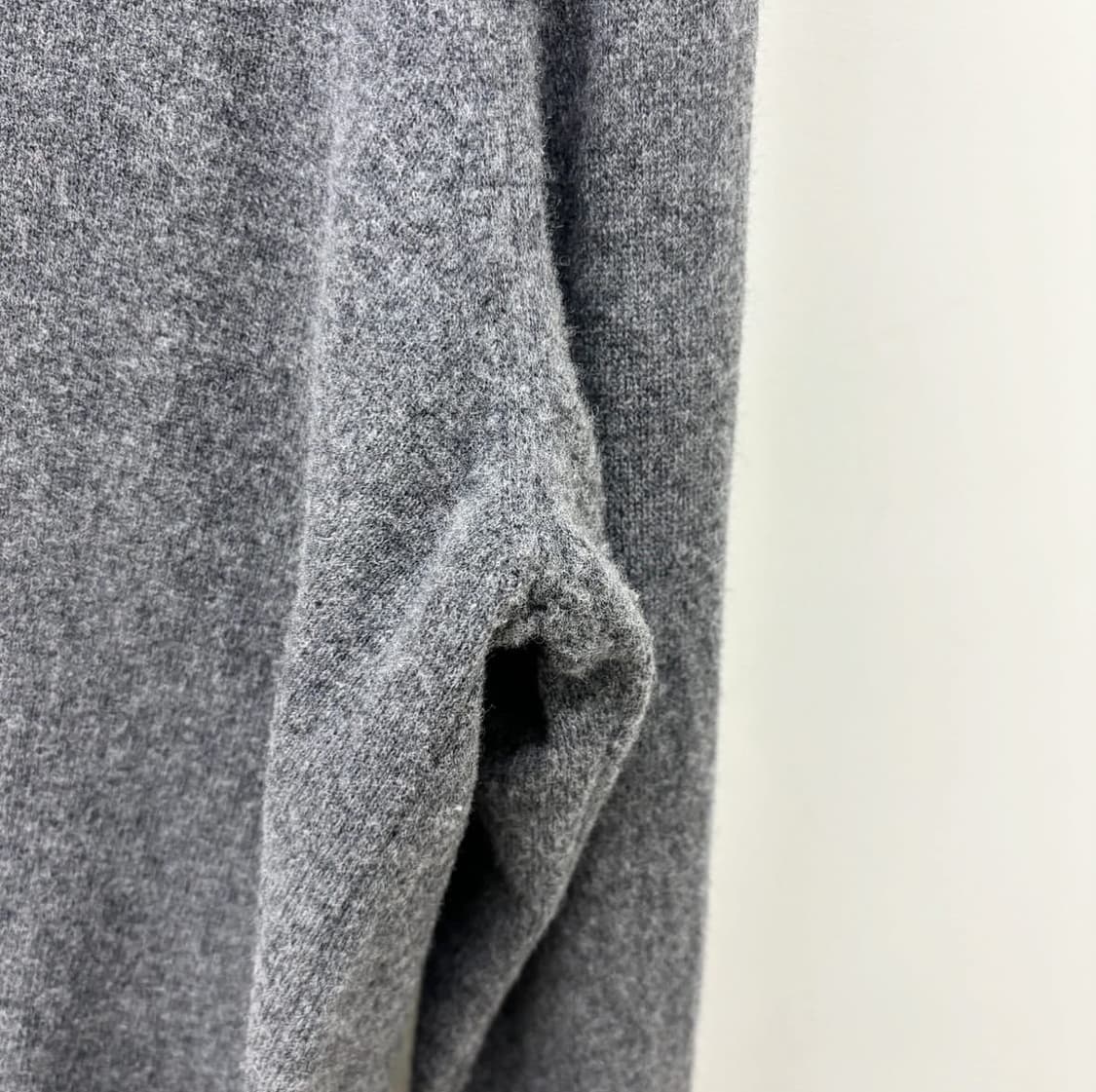 꼼데가르송 옴므듀스 x 프레드페리 v넥 니트 상품이미지5