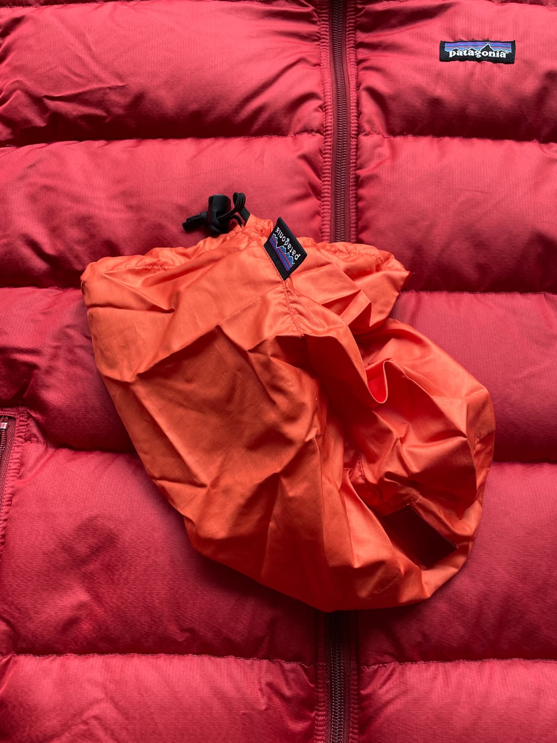 파타고니아 패커블 구스다운 자켓 상품이미지10