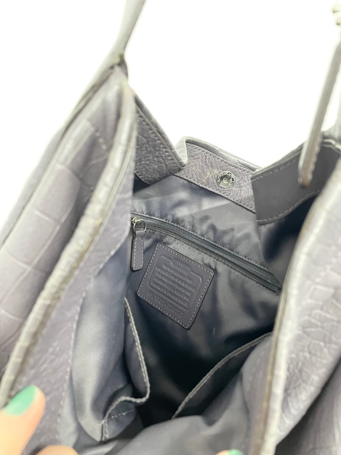 코치 레더 로고 태슬 호보백 상품이미지8