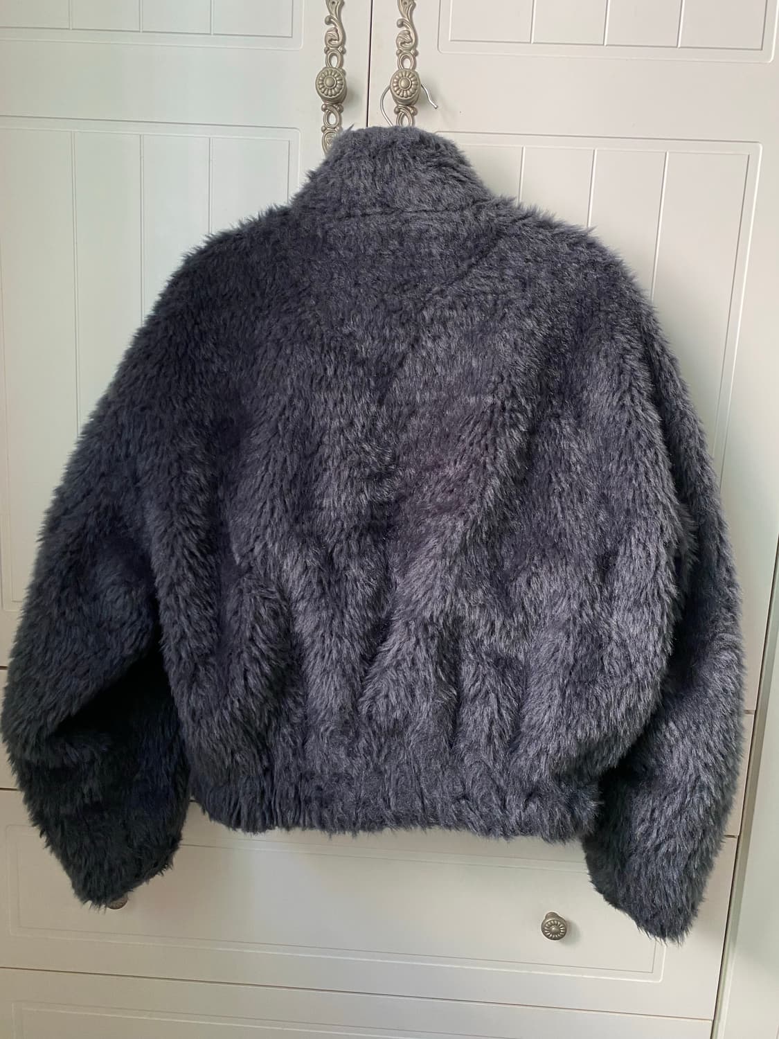 정가 48,아모멘토 퍼자켓 상품이미지4