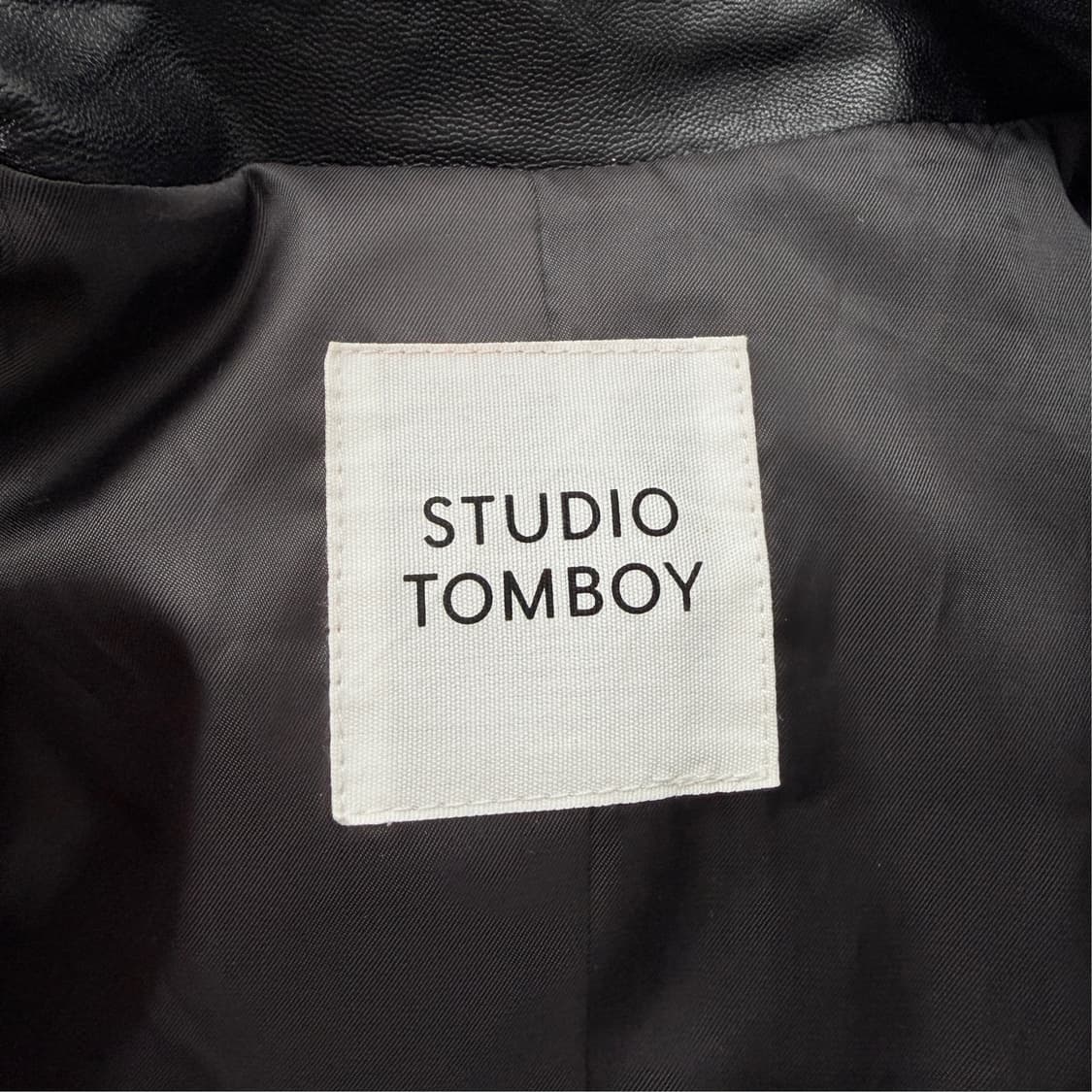 [85] 스튜디오톰보이 페이크레더 가죽코트 상품이미지9