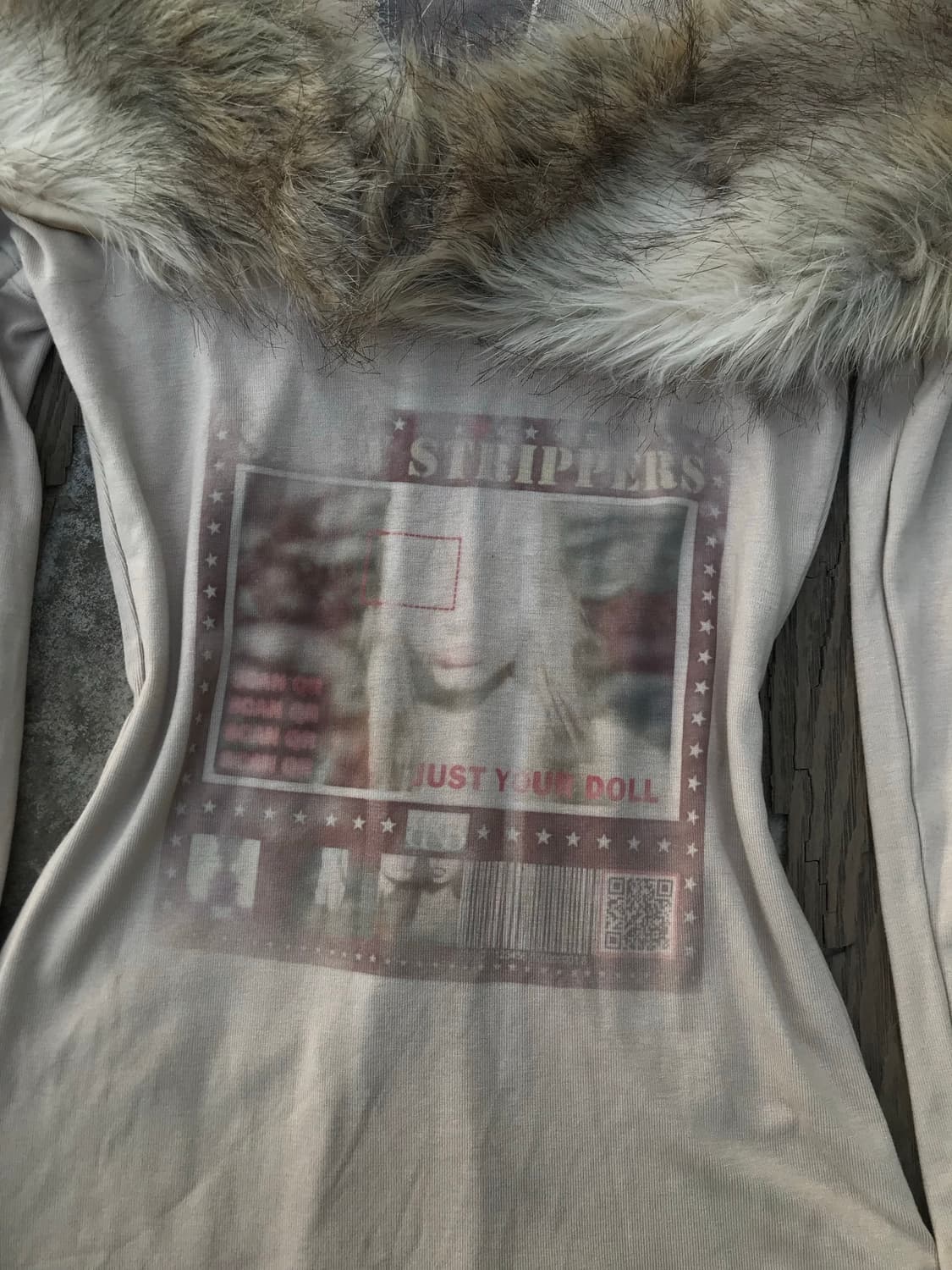 Just Your Doll Fur Off-Shoulder Top 상품이미지3