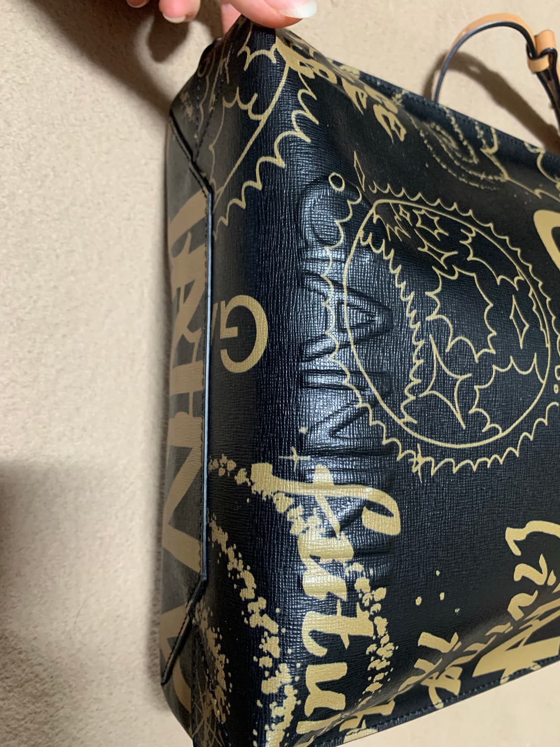 가니 스페이스 이즈 더 플레이스 토트백 미디엄 상품이미지3