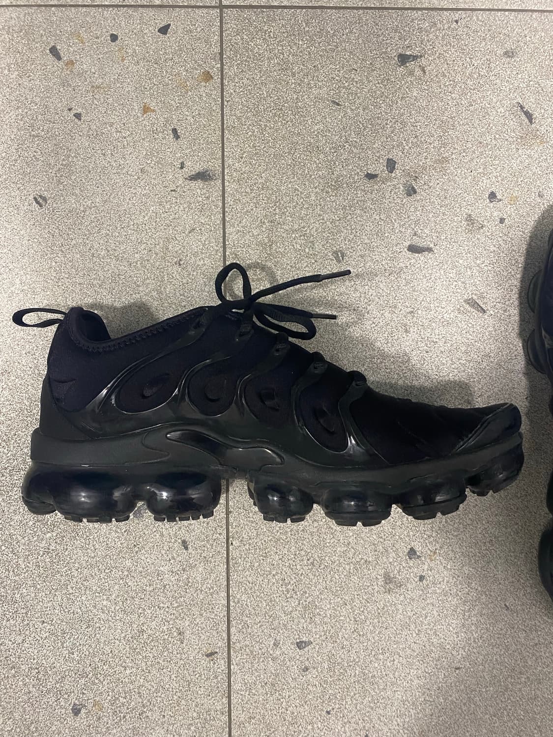 나이키 베이퍼 맥스 플러스 블랙 (285) 상품이미지3