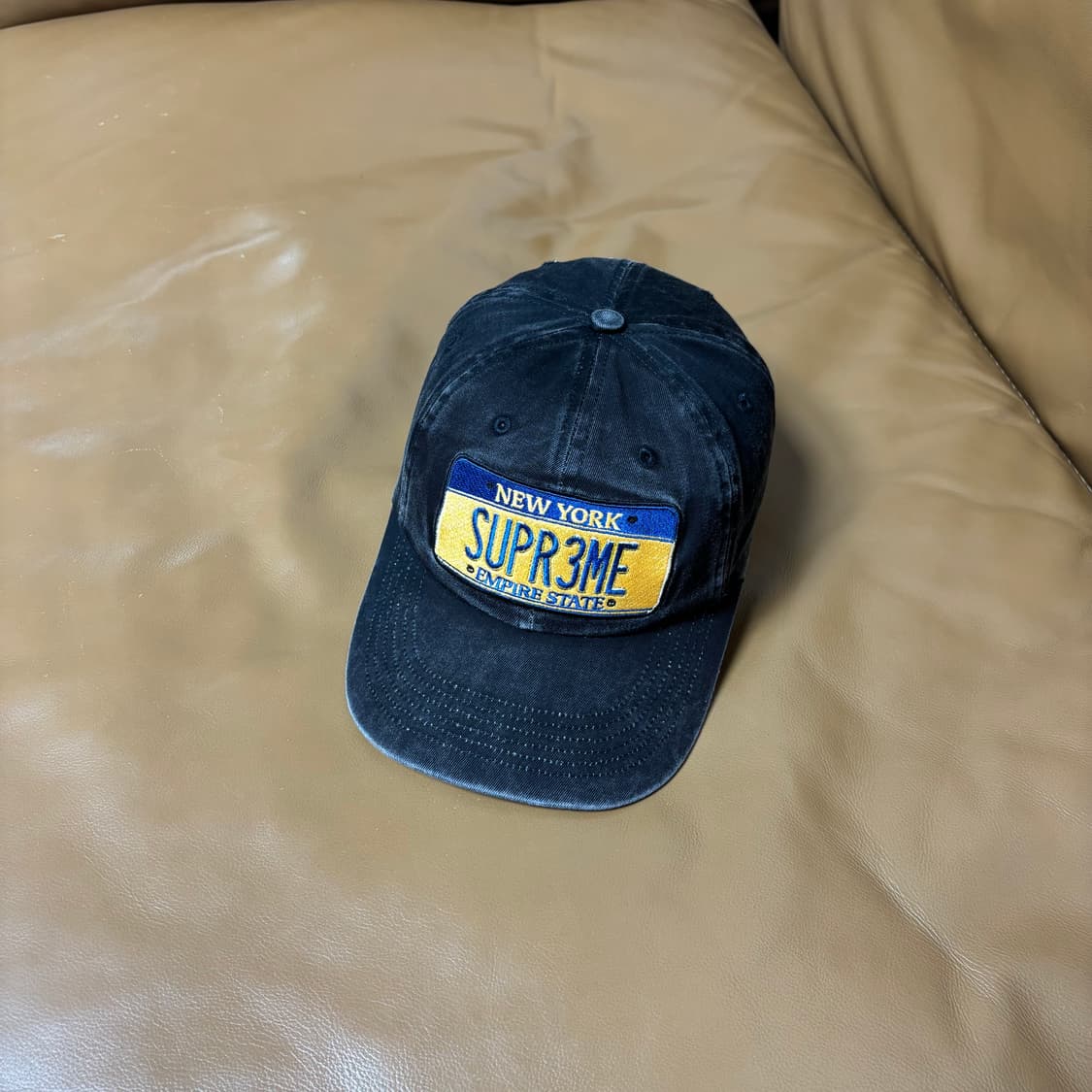 Supreme 슈프림 라이센스 워시드 블랙 6패널 볼캡 모자 Black 상품이미지1