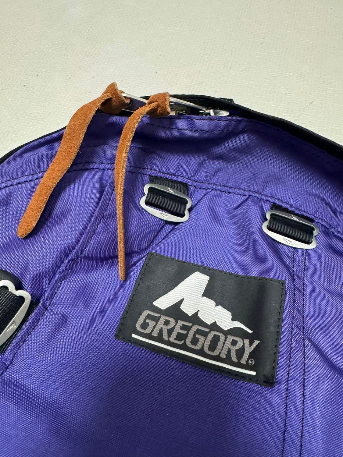 그레고리 데이앤하프 구로고 퍼플 상품이미지2