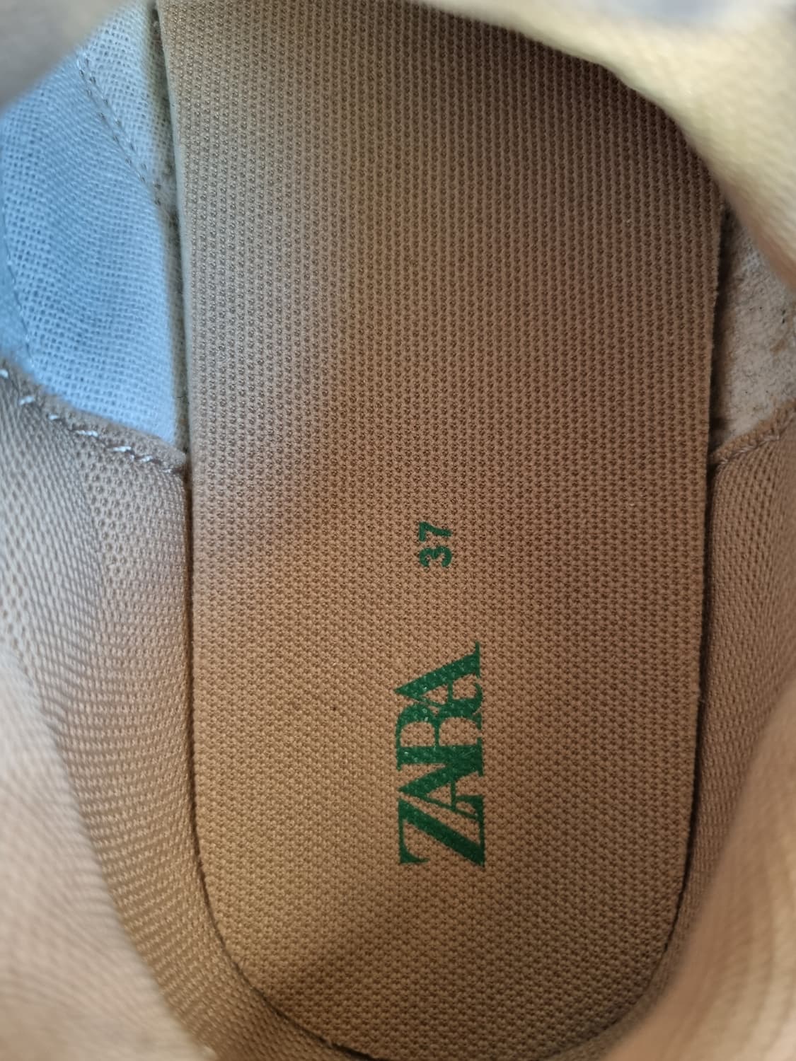 자라 세무 여성스니커즈235거의새거 상품이미지10