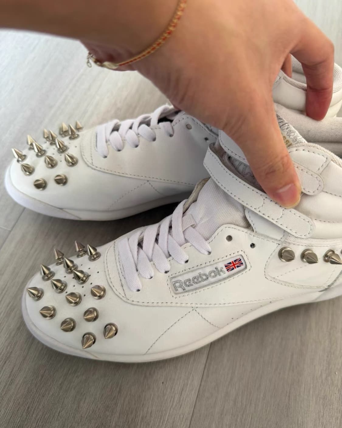 준야와타나베 꼼데 x 리복 클래식 하이 상품이미지3