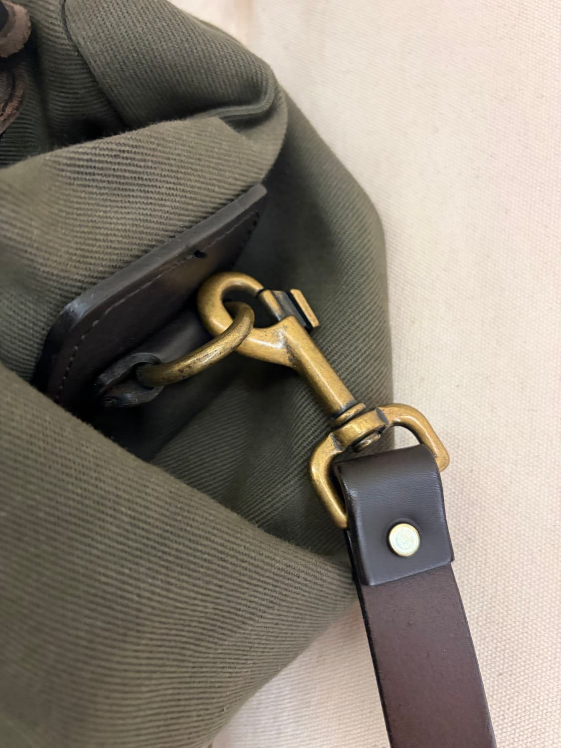 필슨 70081 미디움 필드백 오터그린 (USA) 상품이미지8