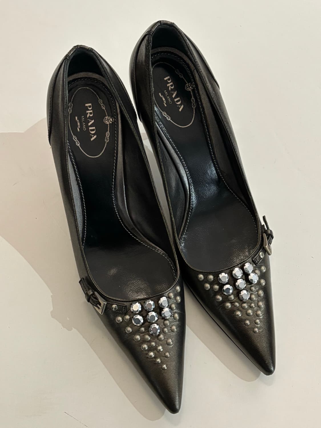 Metallic Buckle Pumps (37½) • PRADA 상품이미지4