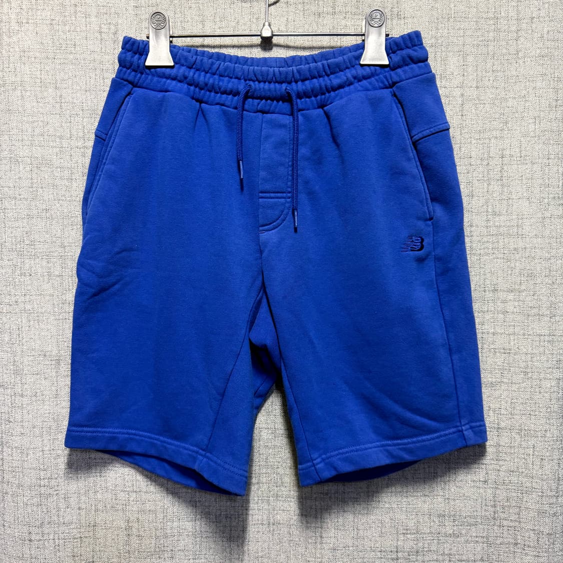 뉴발란스 블루 트레이닝 반바지  상품이미지1