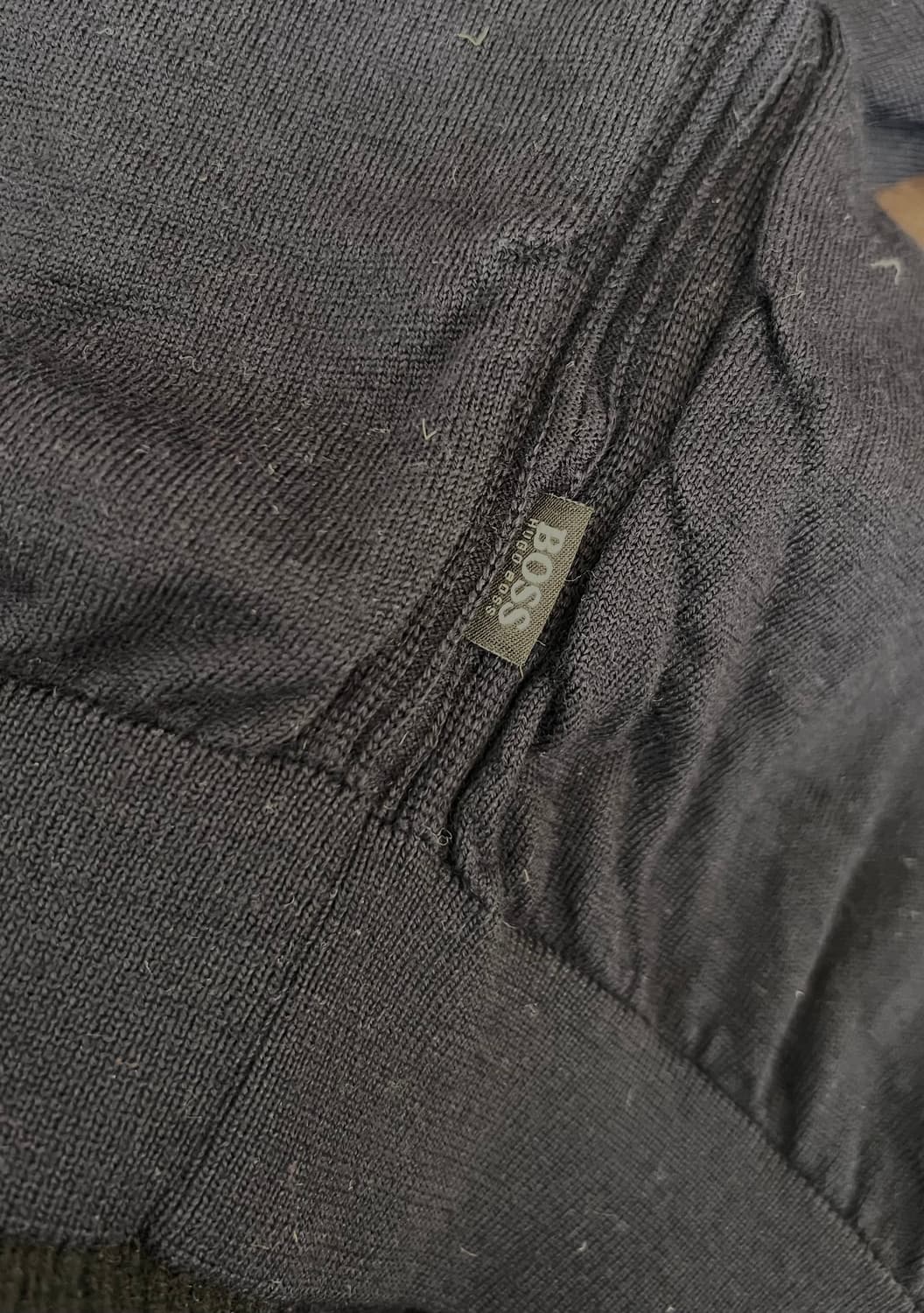 휴고보스 남성 네이비 라나버진울니트 라운드니트 상품이미지6