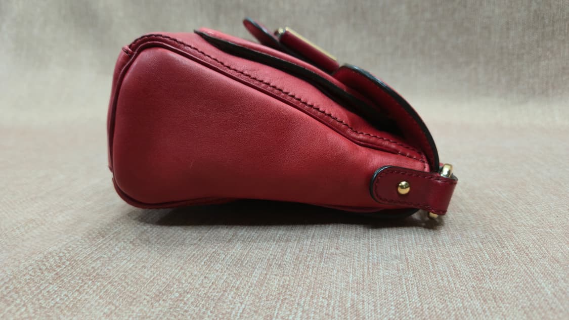 살바토레 페라가모 금장 빈티지 숄더백 레드  상품이미지5