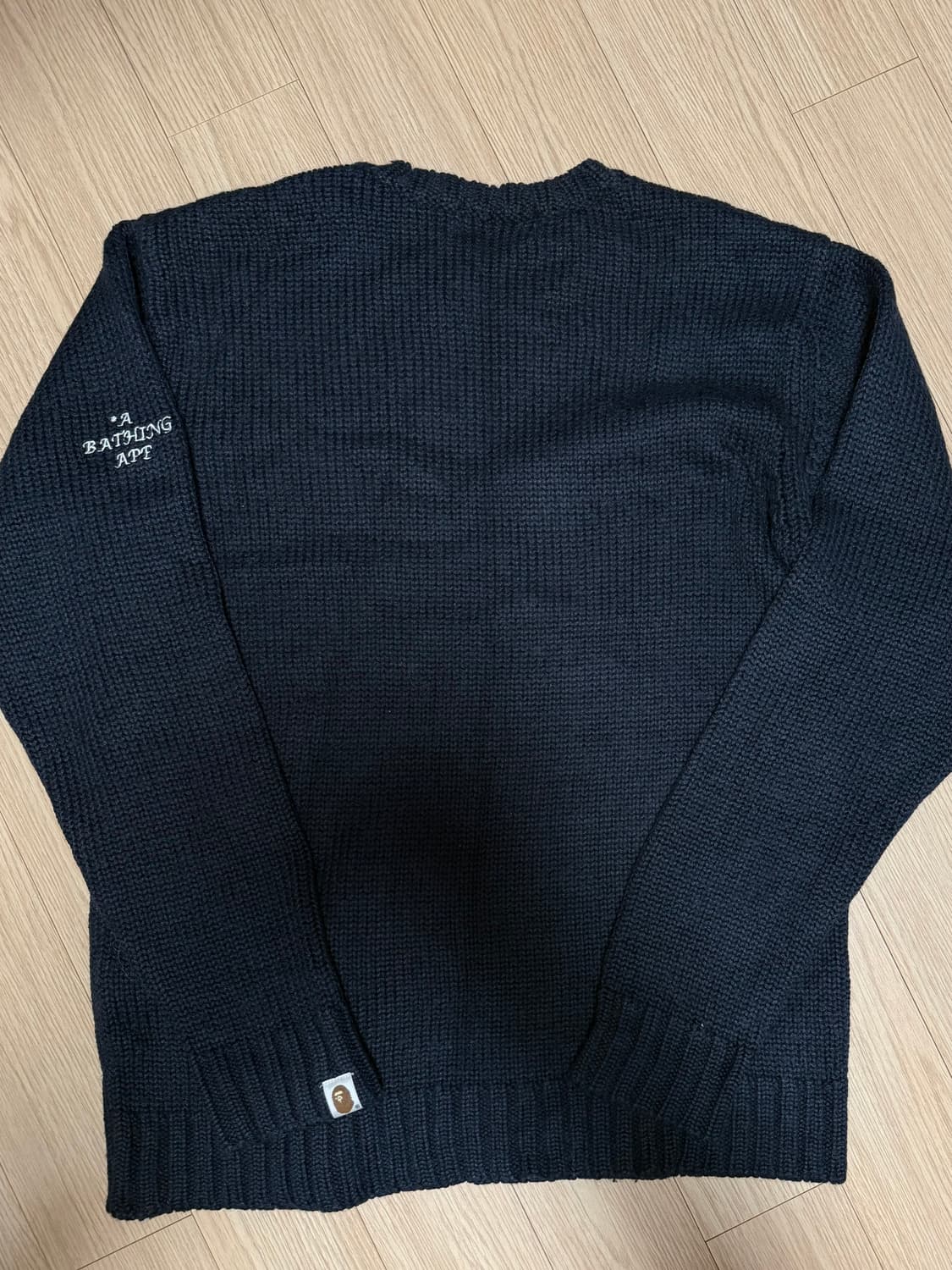 베이프 성조기 빅사루 니트 상품이미지3