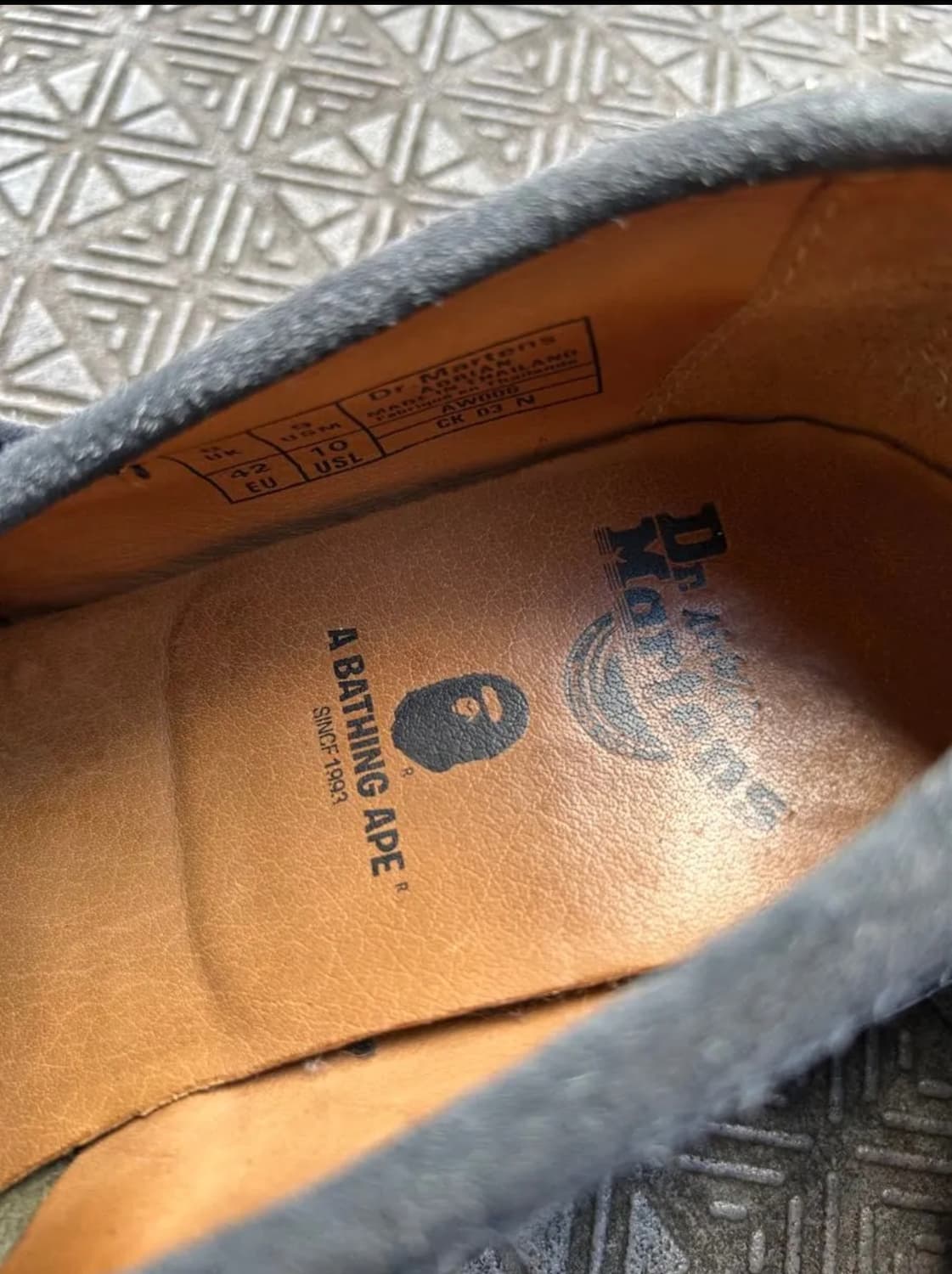 베이프 x 닥터마틴 테슬로퍼 270 상품이미지2