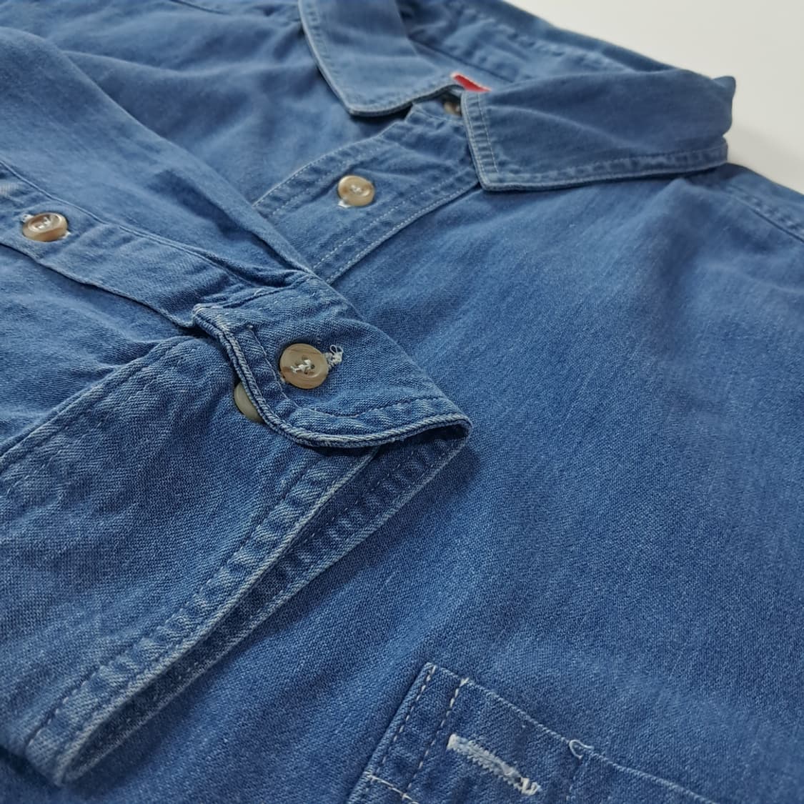 CK977 XL 말보로 90s 미국판 레드탭 중청 데님 셔츠 상품이미지4