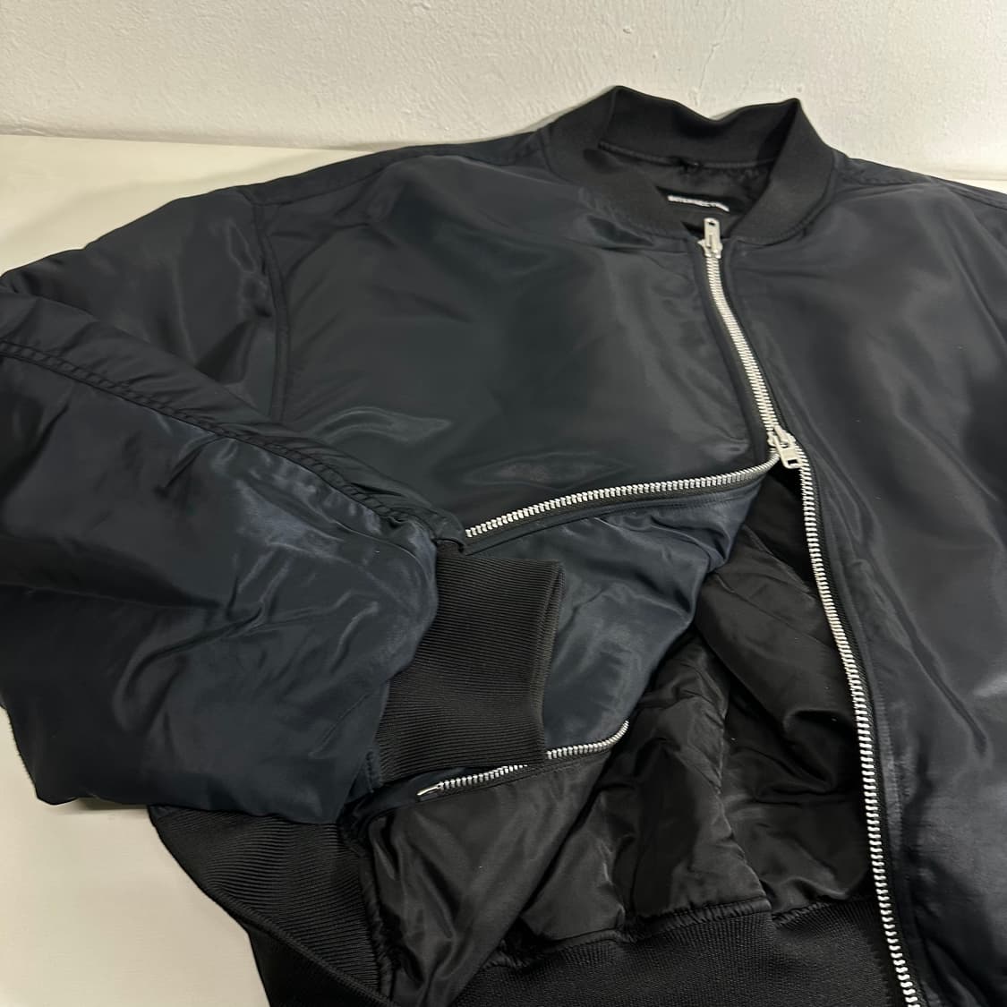 2 인터섹션 블랙 MA1 항공점퍼 상품이미지3