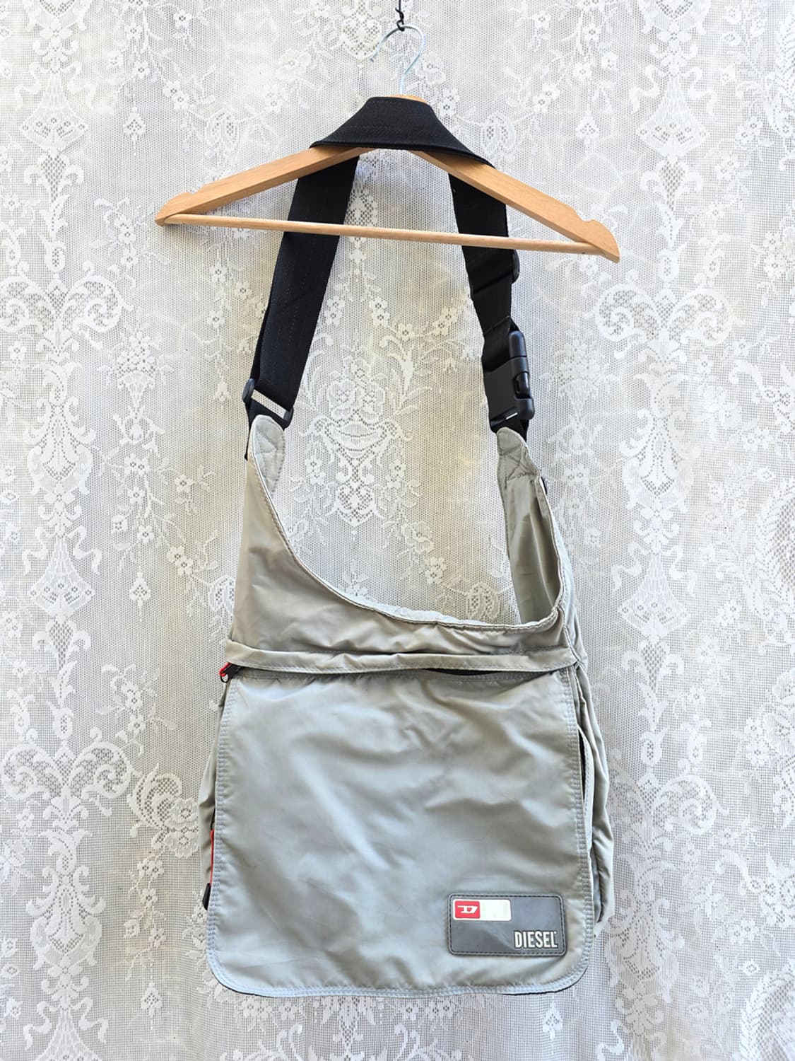00s 아카이브 디젤 나일론 바디백 상품이미지1