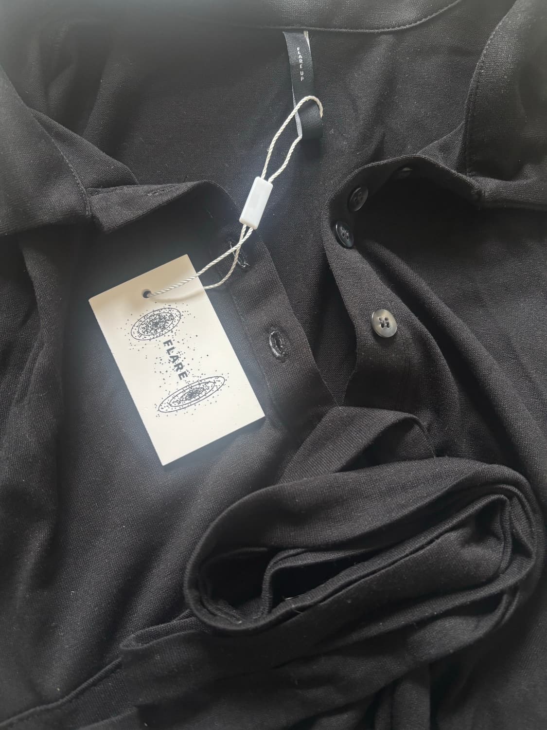 (새상품/택 o) 플레어업 Asymmetrical Draped Shirt 상품이미지3