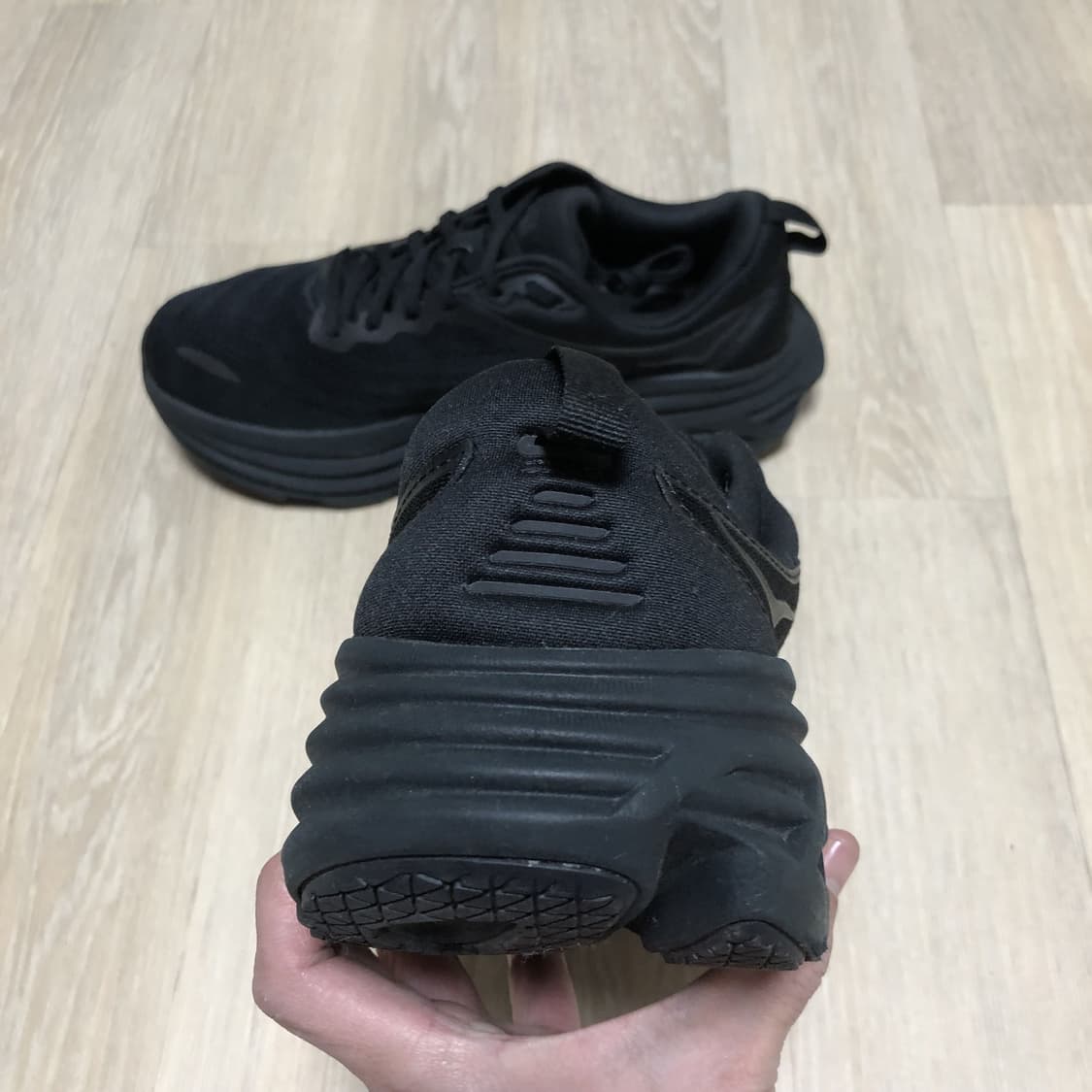 (275) 호카 오네오네 HOKA 본디8 트리플 블랙 러닝화 와이드 상품이미지5