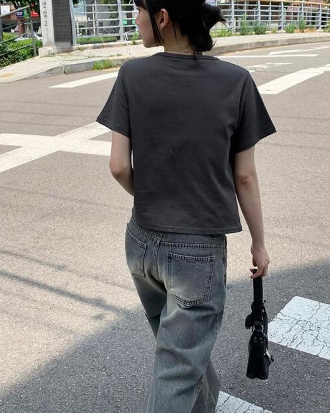 새상품) 데일리쥬 캐러딘 실켓 반팔 티셔츠 네이비 코튼 여름 제작 상품이미지5