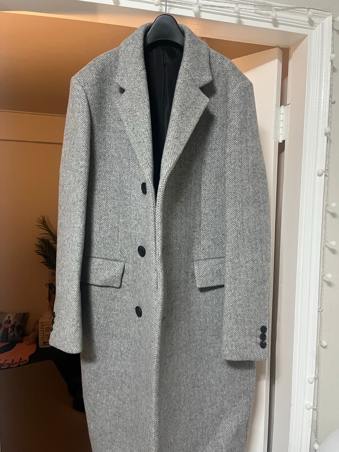 뷰스 그레이 헤링본 코트 100 상품이미지1