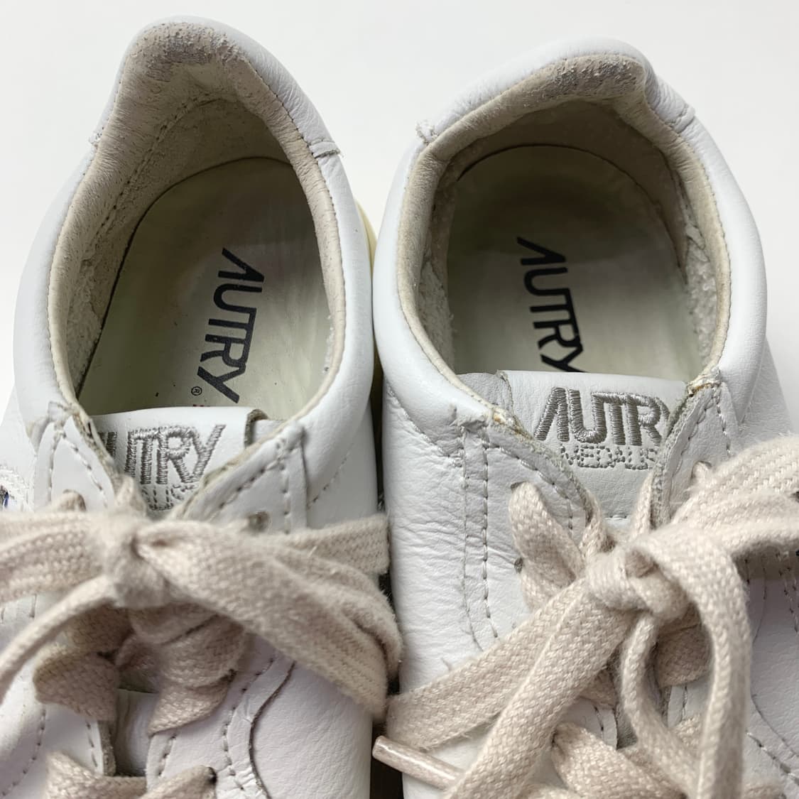 [37/정품] 오트리 메달리스트 로우 운동화 신발
 상품이미지7