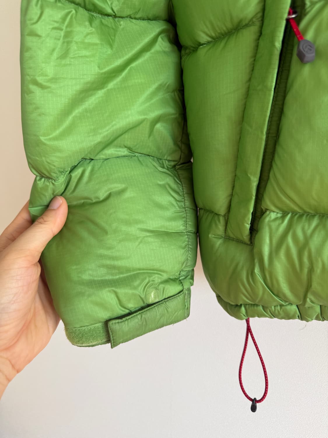 노스페이스(THE NORTH FACE) 써밋 구스다운 패딩(데미지 확인) 상품이미지5