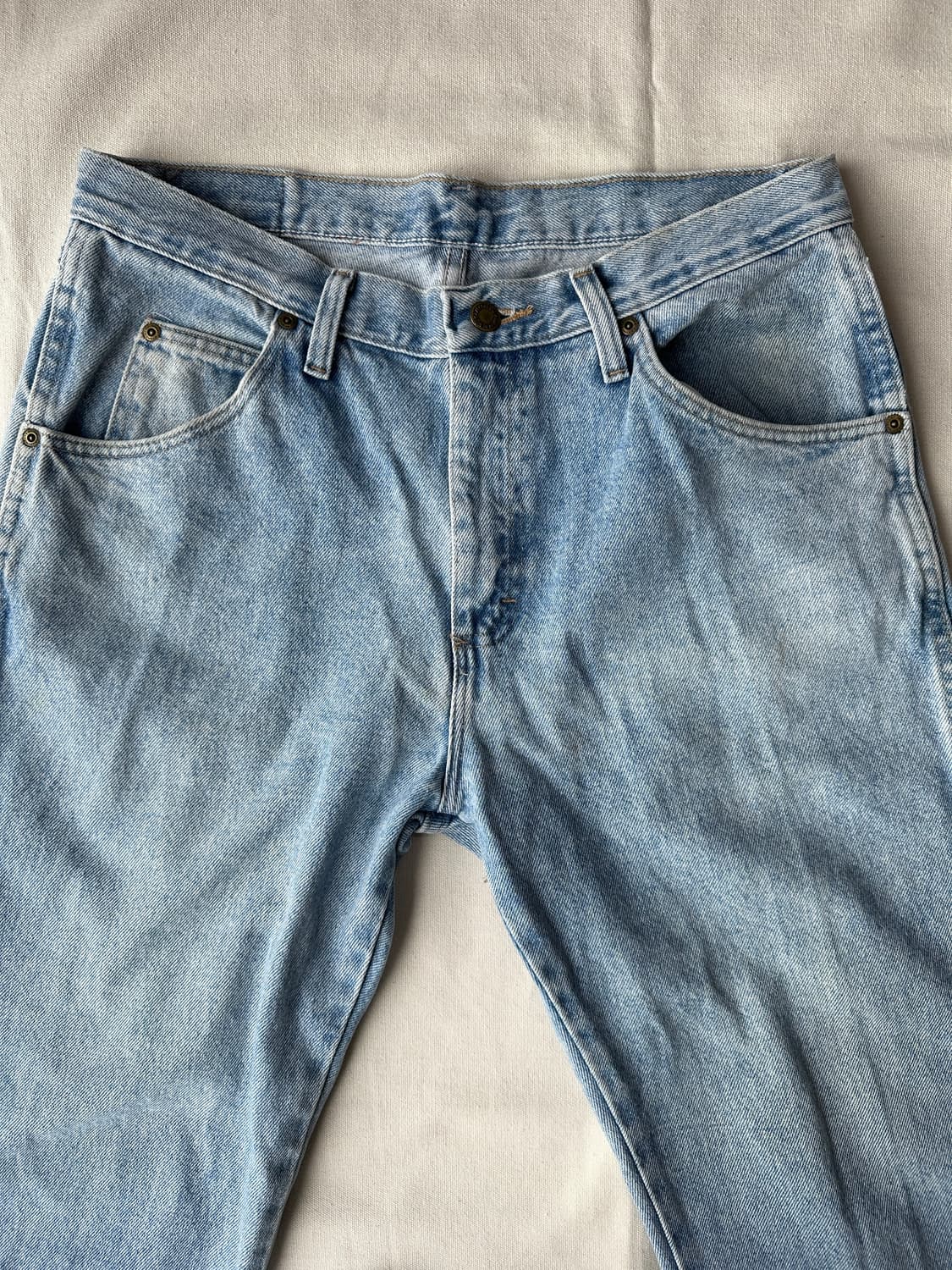 랭글러 어센틱 레귤러핏 연청 데님팬츠 32 상품이미지2