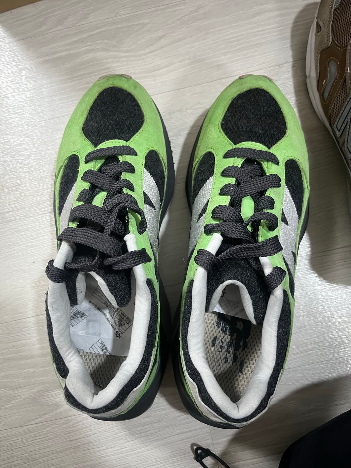 뉴발란스 러너그린 275 상품이미지1
