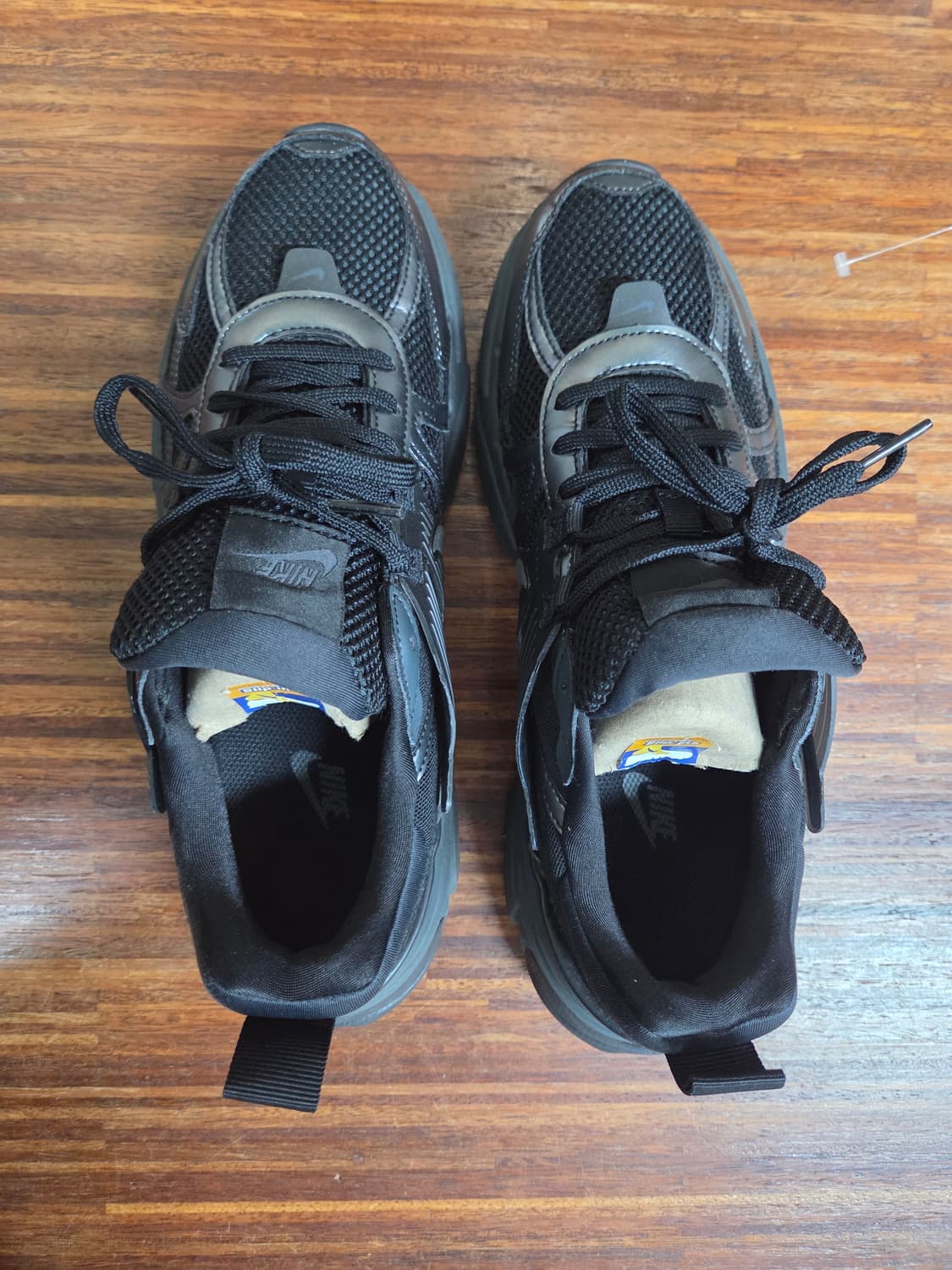 나이키 v2k 런 블랙 275 상품이미지2