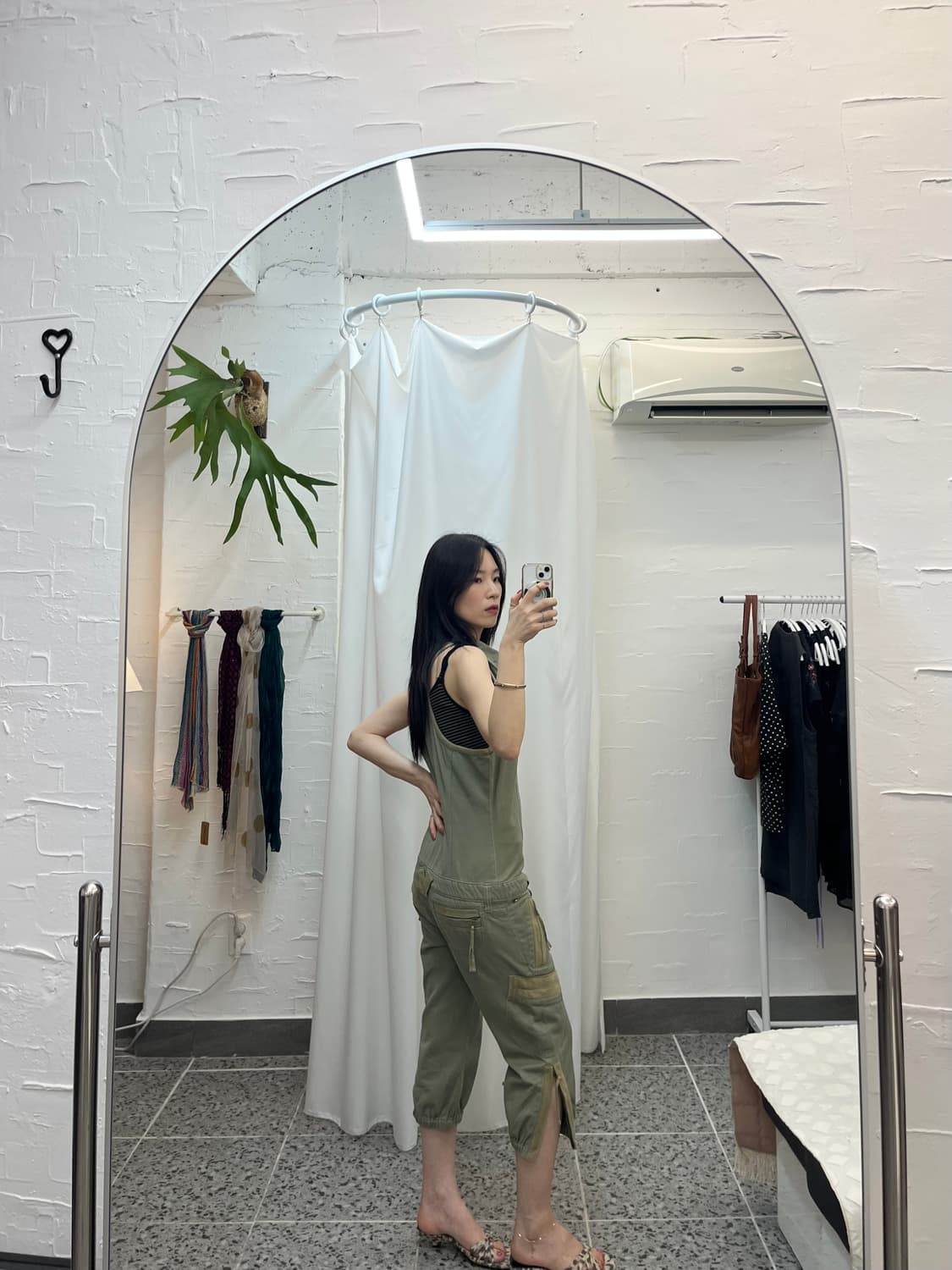 타미 카키 미디 오버롤팬츠 상품이미지3