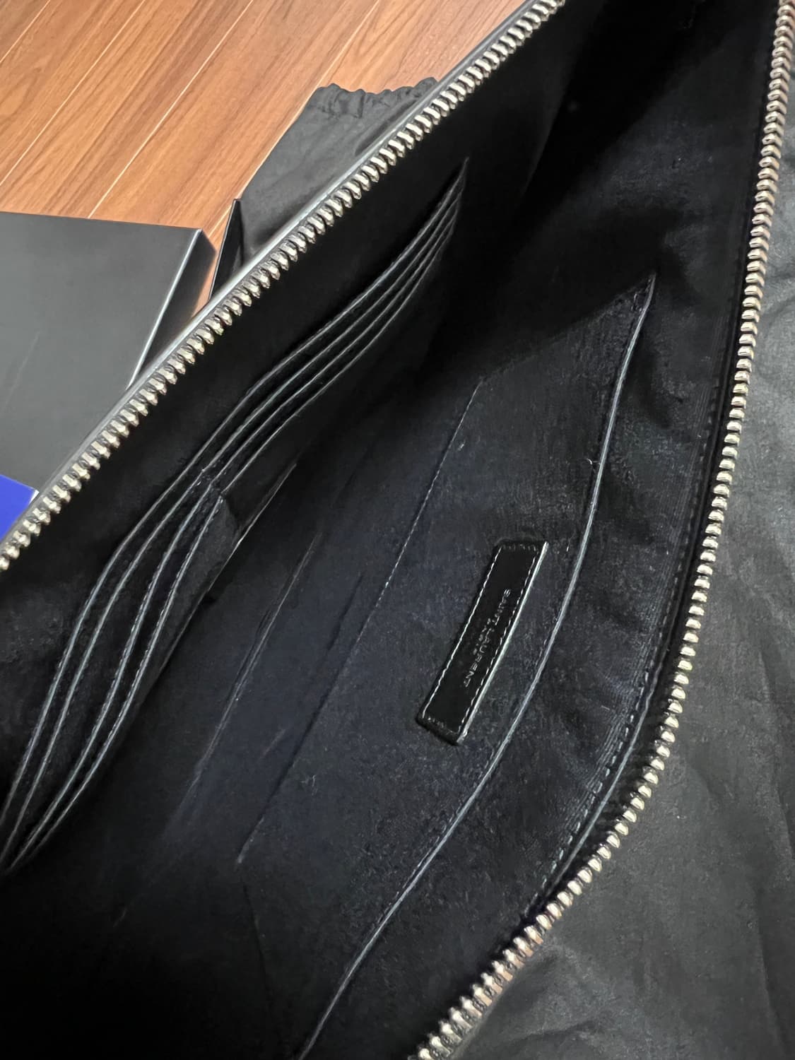 생로랑 클러치백 상품이미지5