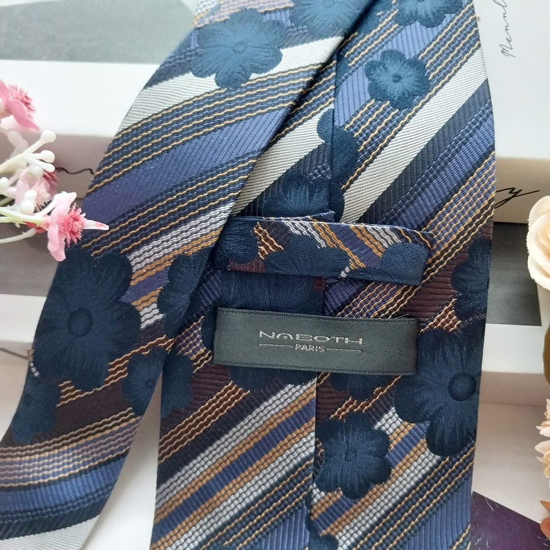 나보뜨 파리 실크 플라워 스트라이프 넥타이 9.6cm 새상품 K1459
 상품이미지6