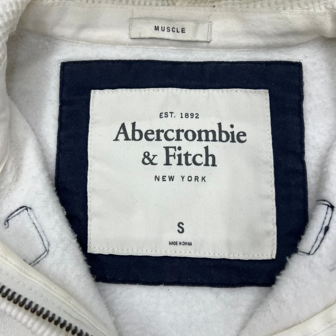아베크롬비 화이트 후드집업 상품이미지3
