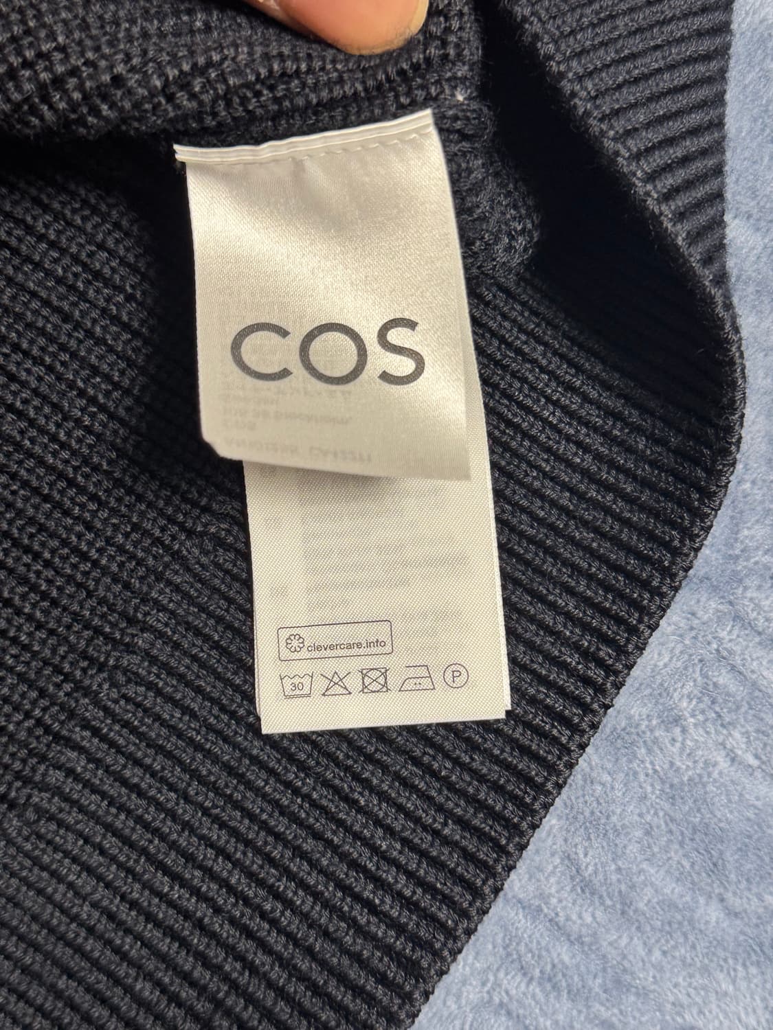 코스 니트 (네이비) 상품이미지4