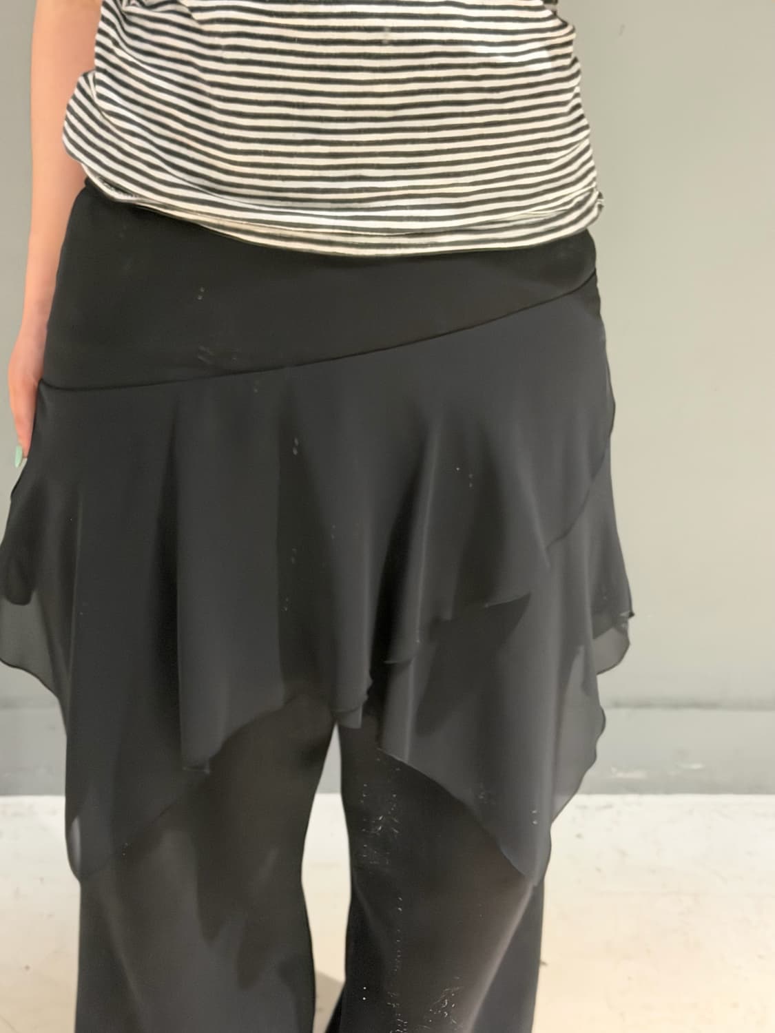 diagonal cutting detail skirt 상품이미지3