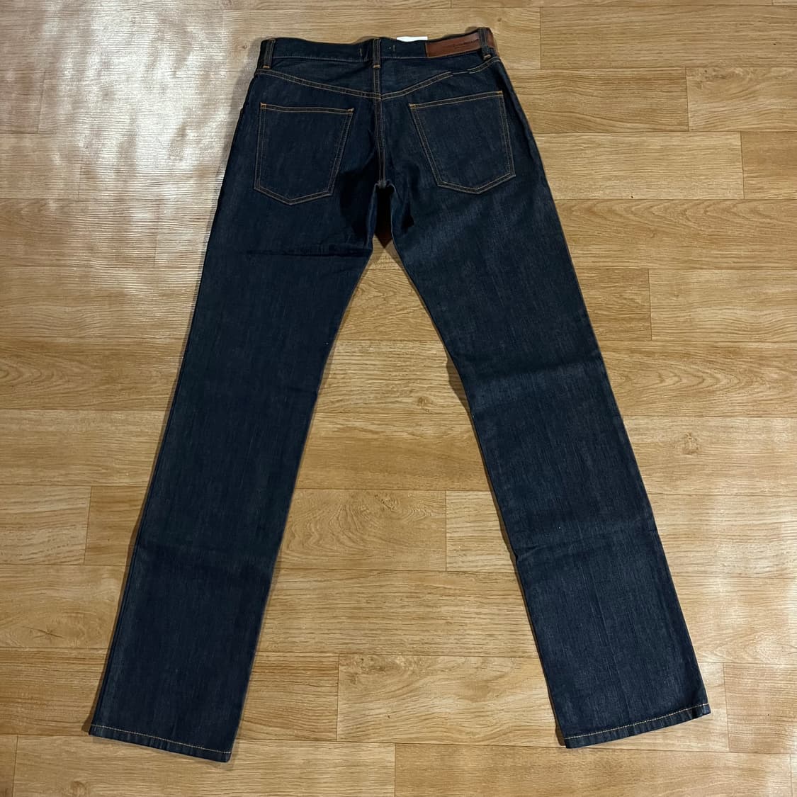 [29-30] (새상품) 돌체 가죽패치 생지데님 상품이미지1