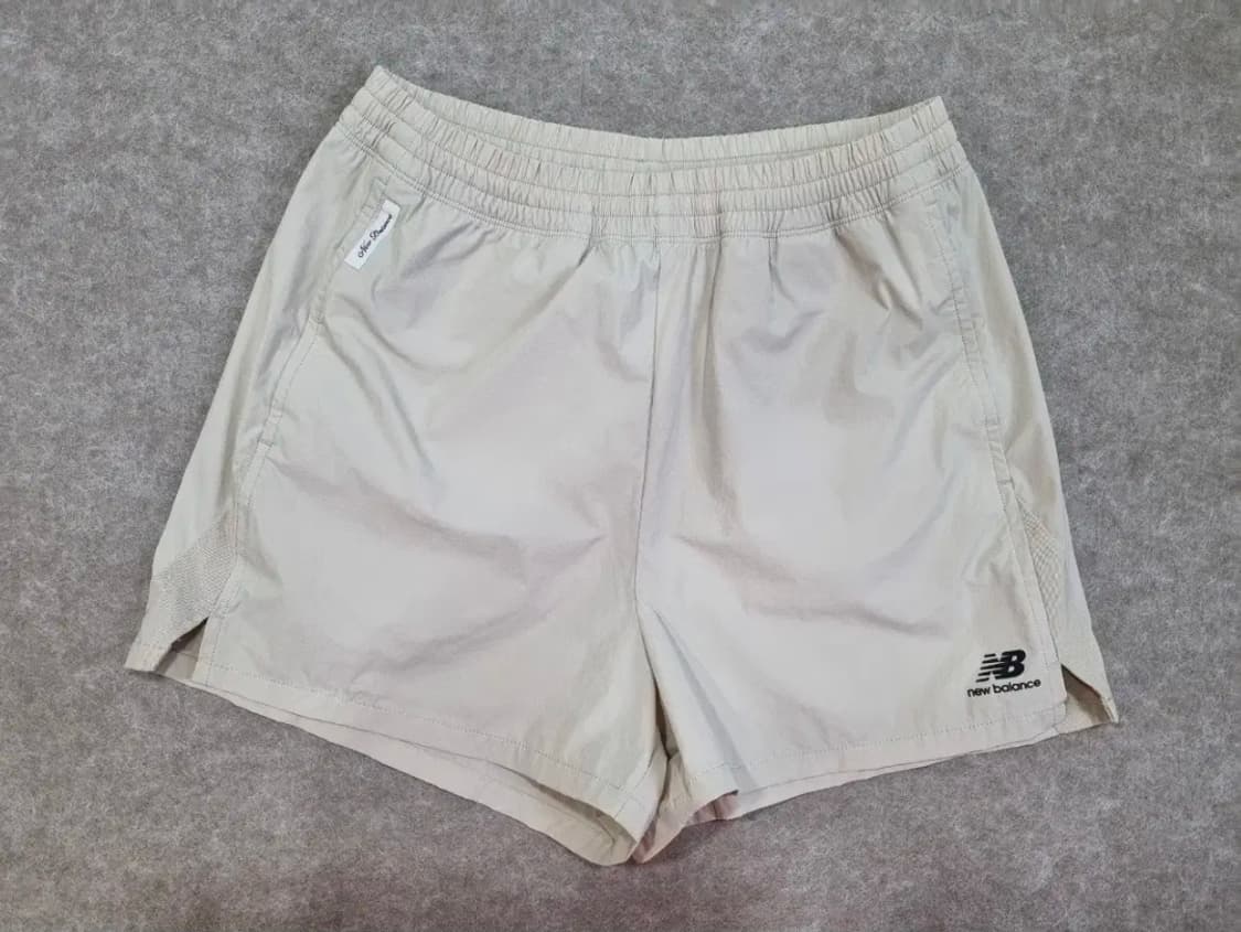 여성 L 뉴발란스 반바지 상품이미지1