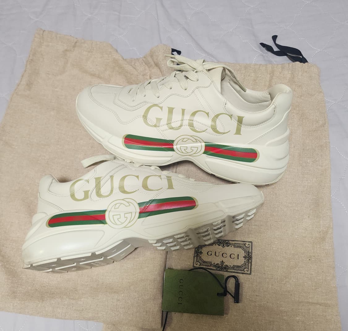 구찌 라이톤 띠로고 스니커즈 9시어즈 상품이미지1