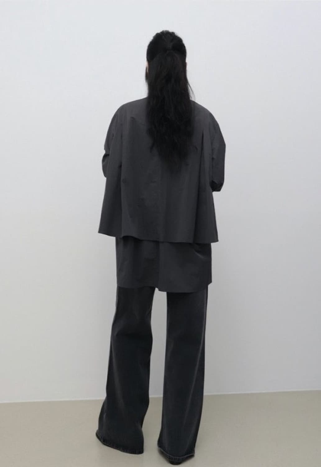 트리밍버드 라운드 레이어드 블라우스 차콜 상품이미지2