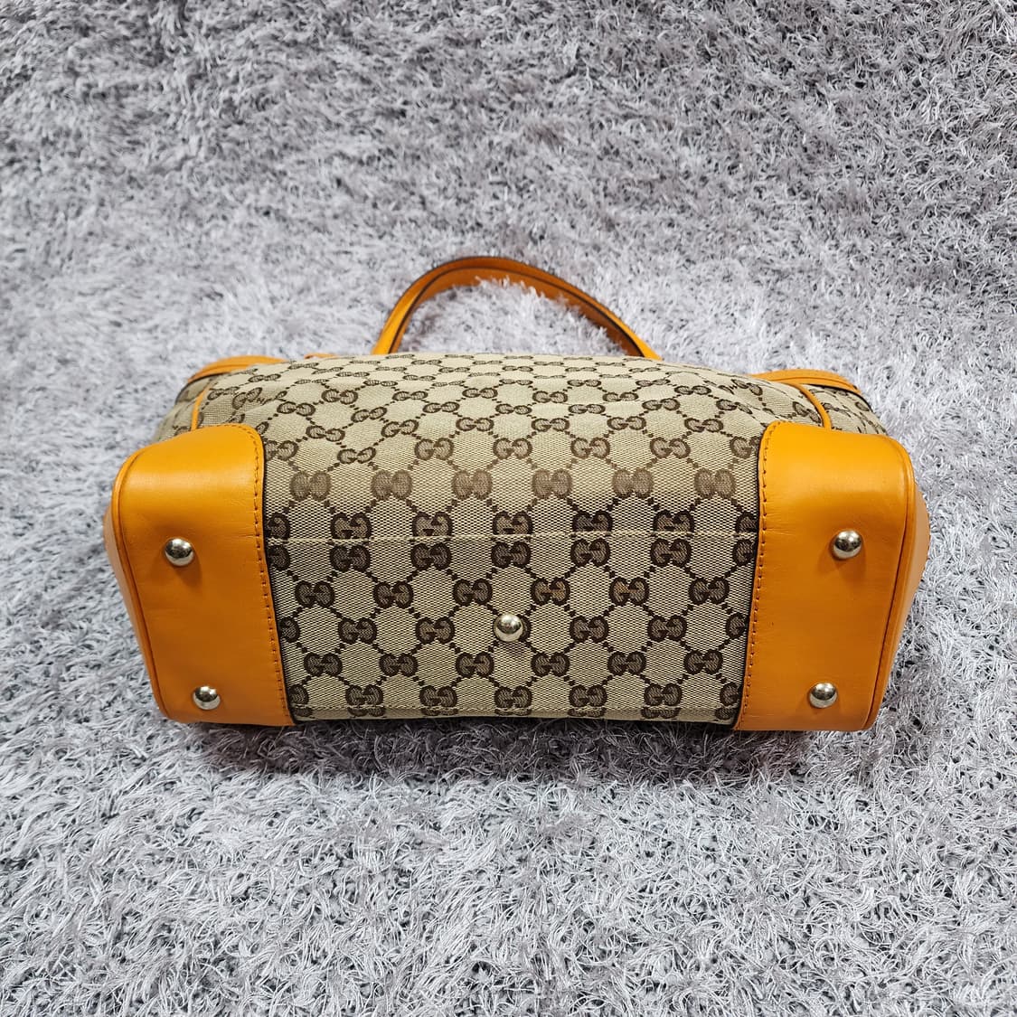 구찌 GG 캔버스 쇼퍼백 숄더백 상품이미지4